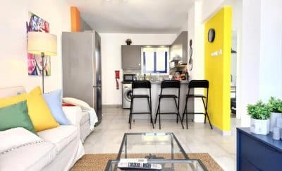 Frida’s Cozy Two Bedroom Apt